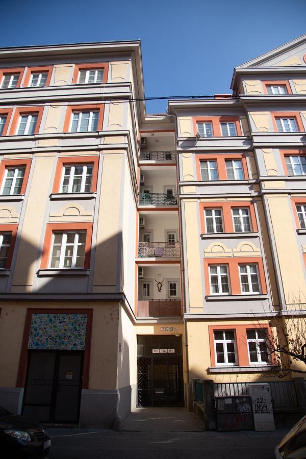 Velky 3-Izbovy Apartman Bratislava-Stare Mesto Exterior photo